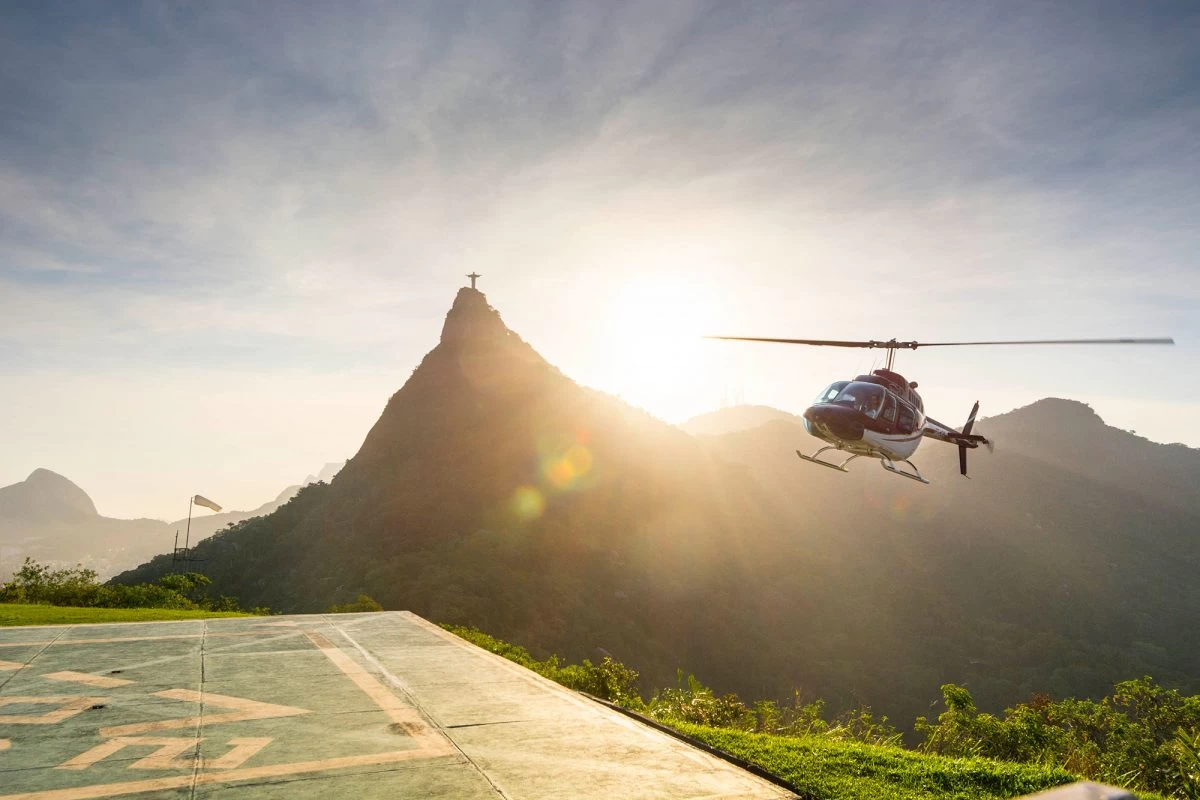 Imagem de ilustração do post: Os 10 melhores passeios de helicóptero no Rio